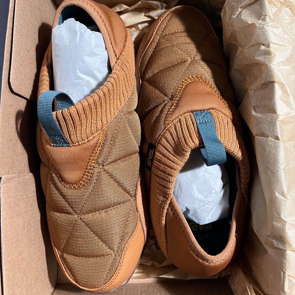 Teva Cashew ReEmber Shoe, size 8 Mens / size 10 Womens - NWT